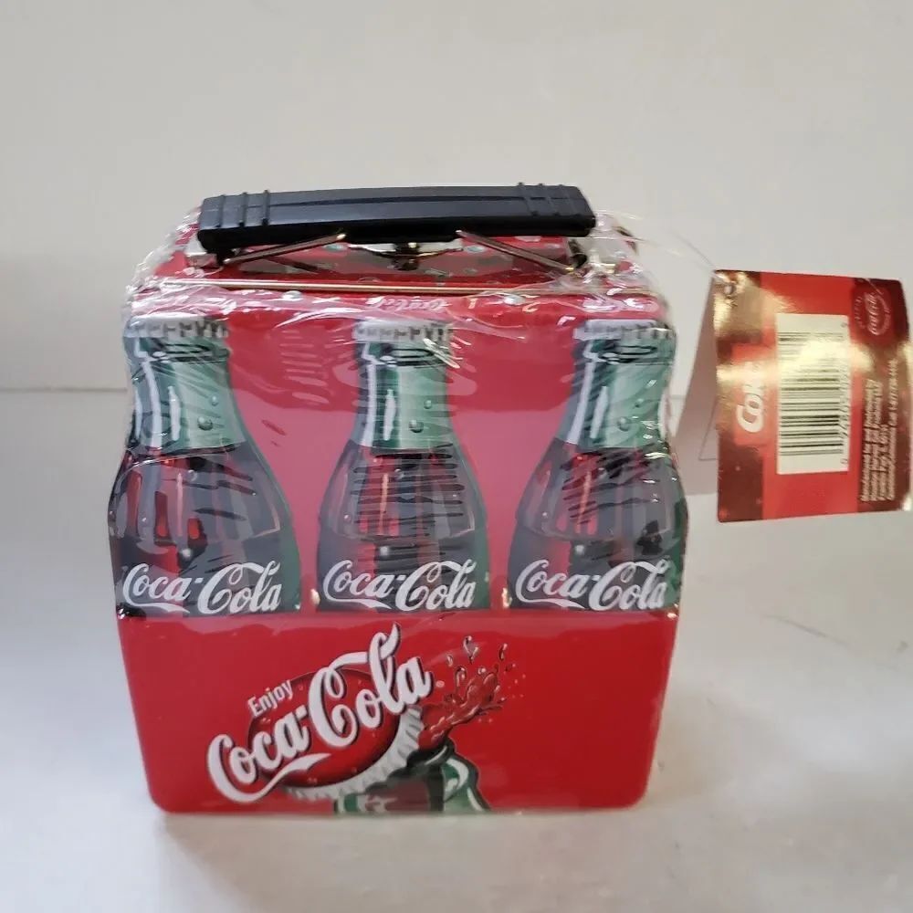 Coca-Cola Tin  - Picture 4 of 6